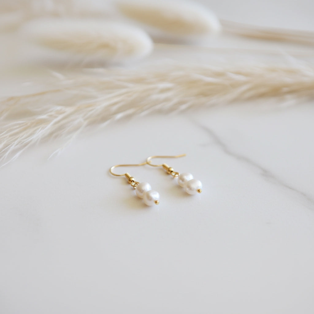 Saylor Fresh Water Pearl Earrings | THE HUBBELL COLLECTIVE