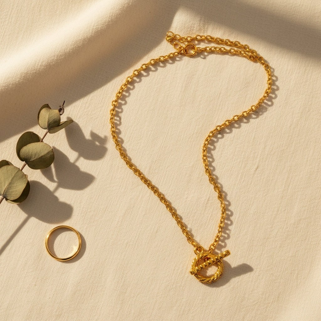 Classic Chain Textured T-Bar & Ring Pendant Necklace in Gold | THE HUBBELL COLLECTIVE