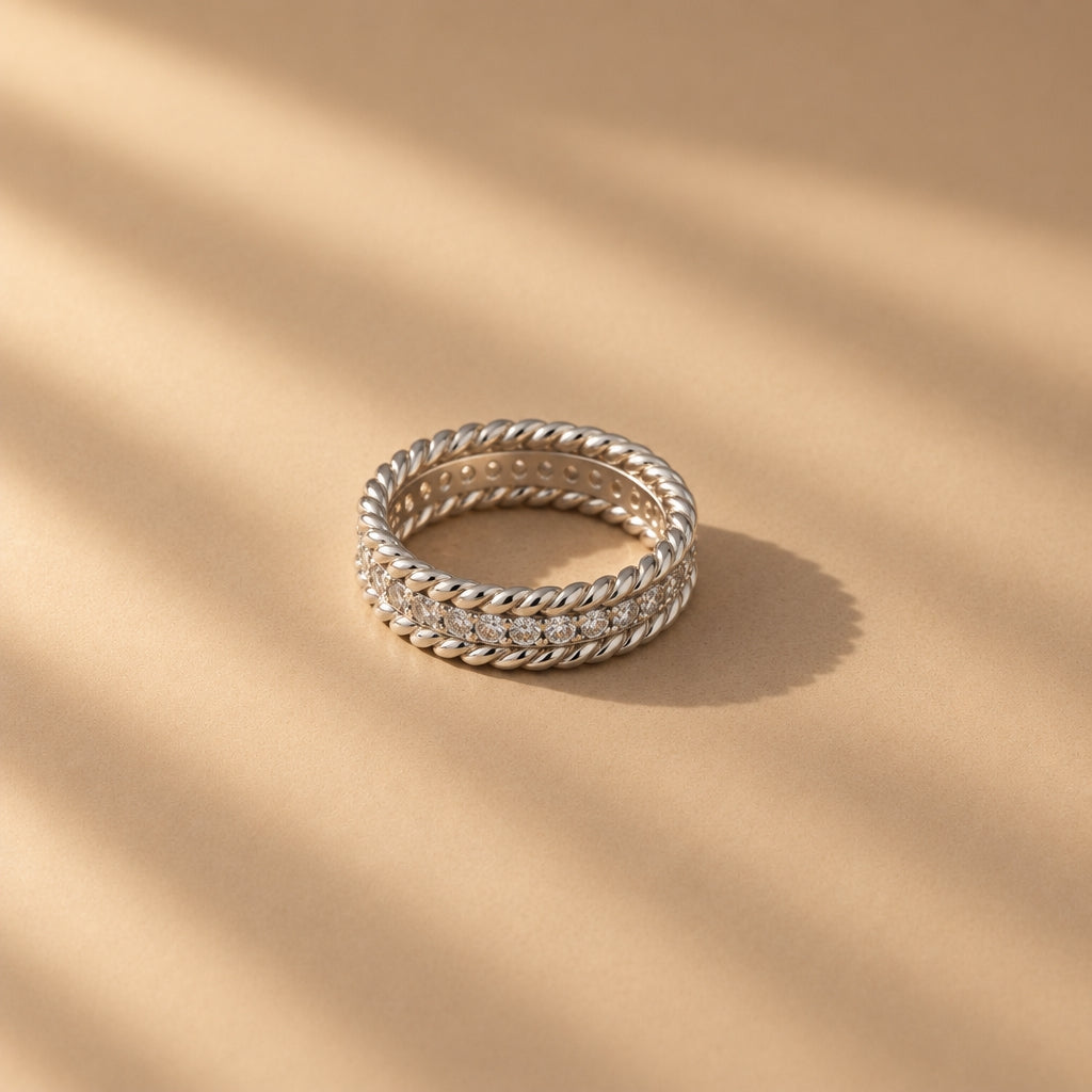 Monique Ring