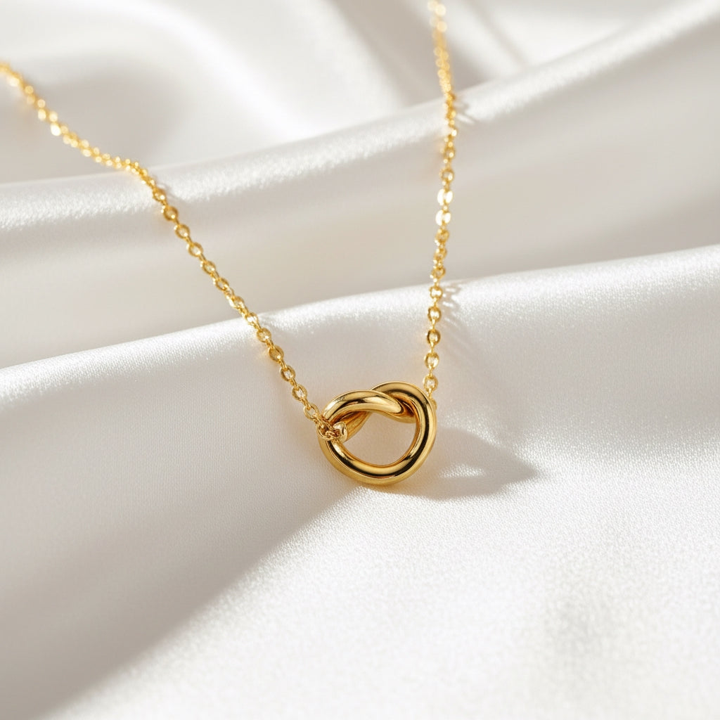 Rope Clasp Pendant Necklace | THE HUBBELL COLLECTIVE
