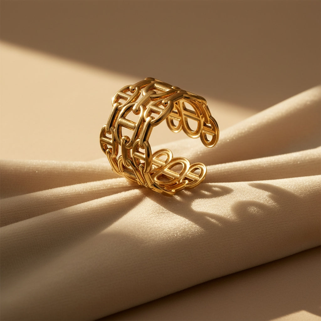 Mia Ring