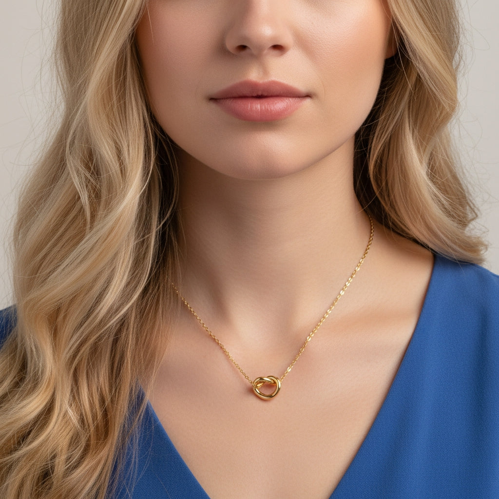 Rope Clasp Pendant Necklace | THE HUBBELL COLLECTIVE
