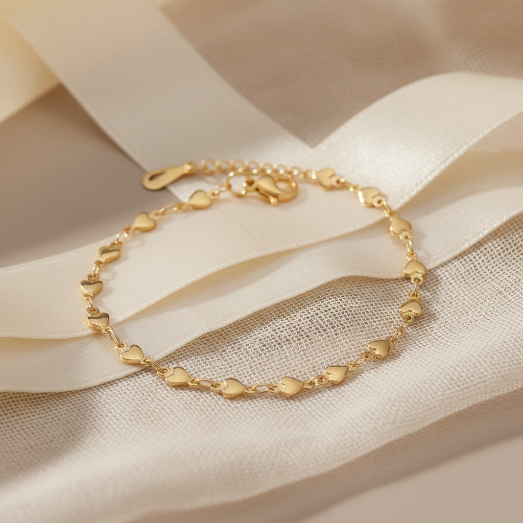 Delicate Heart Chain Bangle | THE HUBBELL COLLECTIVE