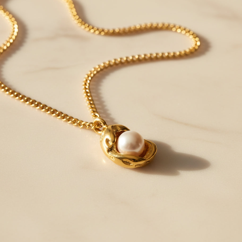Sculptural Pearl Pendant | THE HUBBELL COLLECTIVE