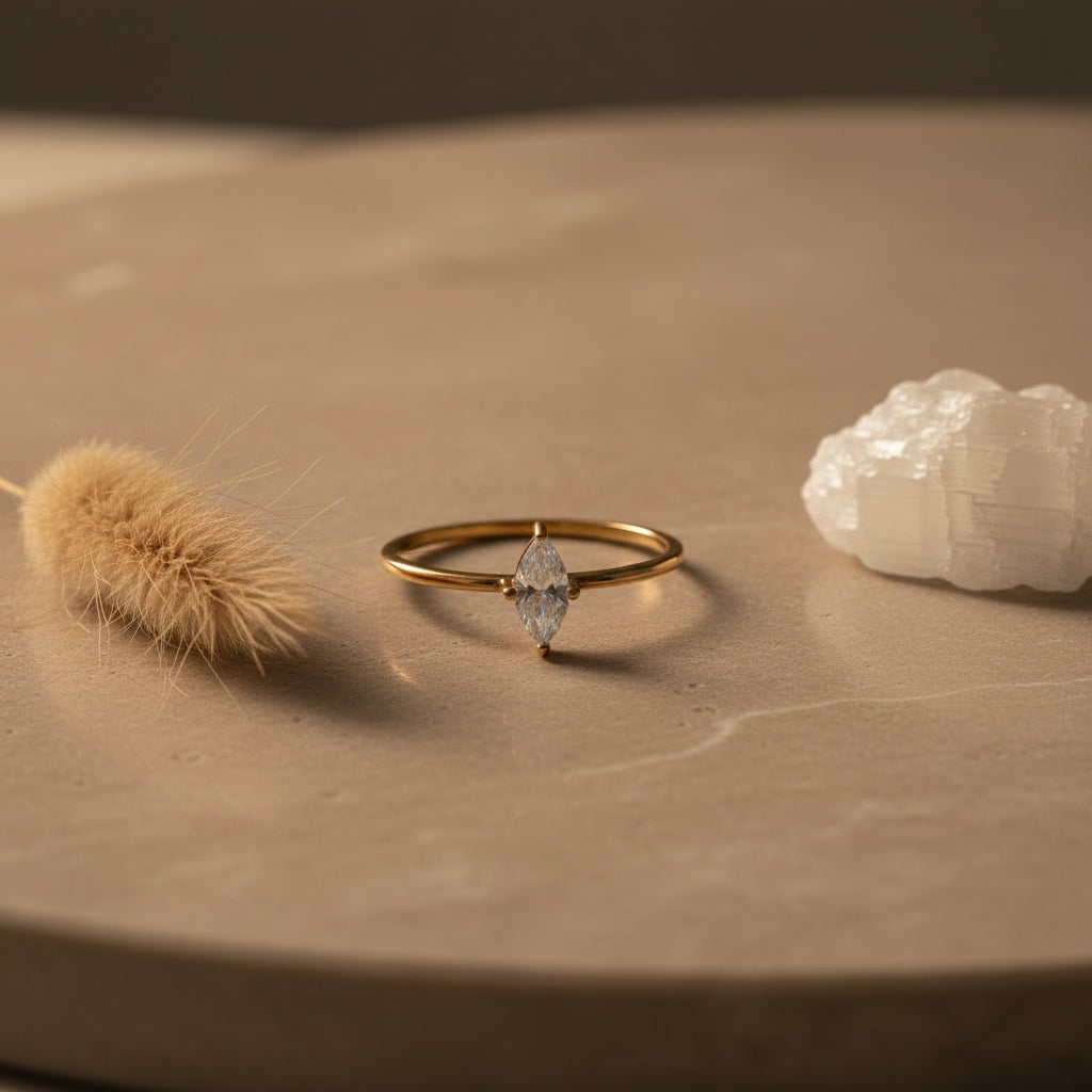 Vénus Marquise Solitaire Ring | THE HUBBELL COLLECTIVE